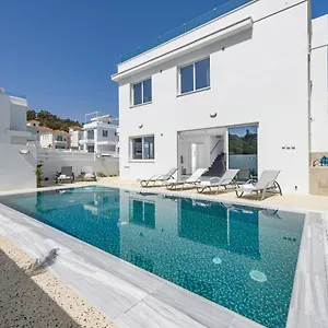 https://green-bay-villas-protaras.protaras-cy-hotels.com