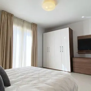 https://let-me-host-malta-sliema-sea-front.qawrahotelsmalta.org